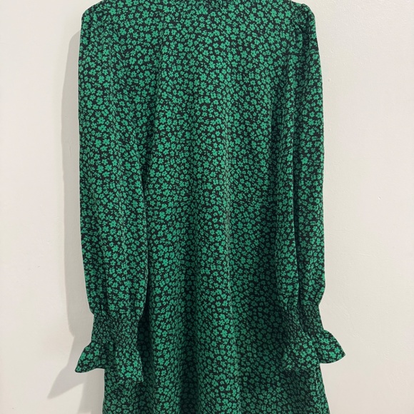 Mango Festive Floral Dress in Black & Green Size 6 Medium - Picture 6 of 6